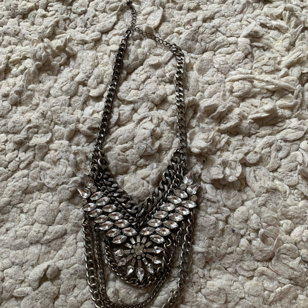 Silver rhinestone chain link adjustable statement necklace costume jewelry - Picture 3 of 6